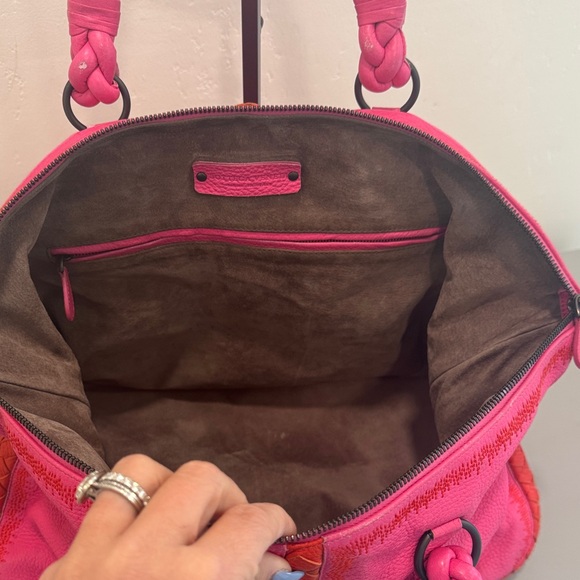 Bottega Veneta Borso Cervo Shoulder Bag - Picture 6 of 9